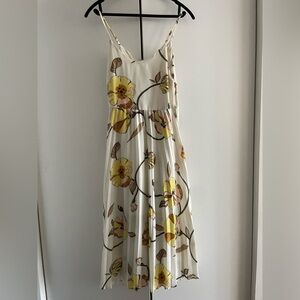Floral Sleeveless Midi Dress - White and Yellow